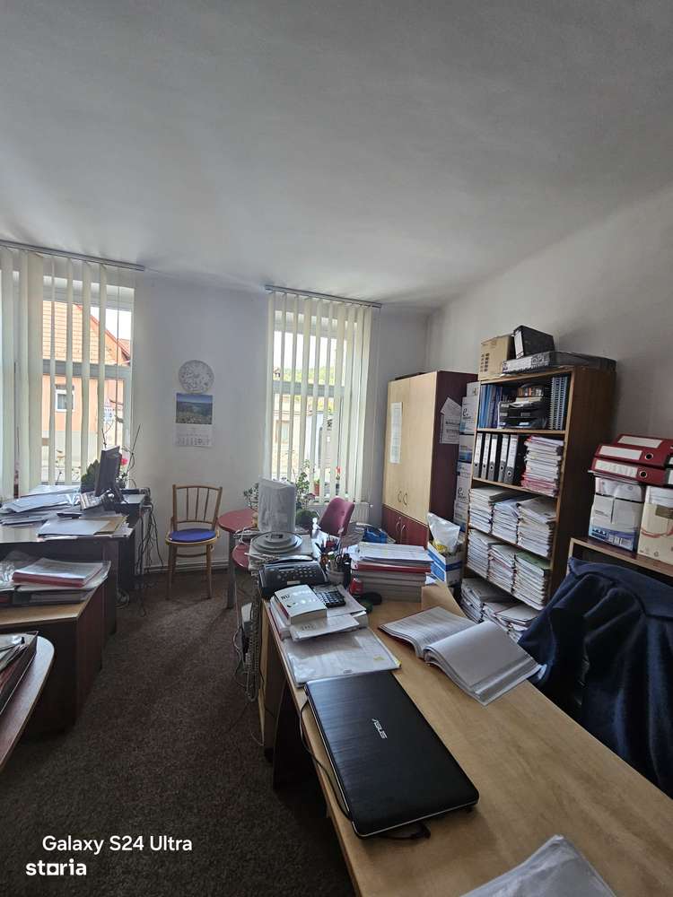 Corp de casa zona centrala,strada LUNGĂ!-3