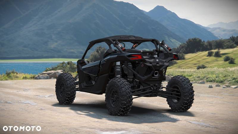 Can-Am Maverick - 8