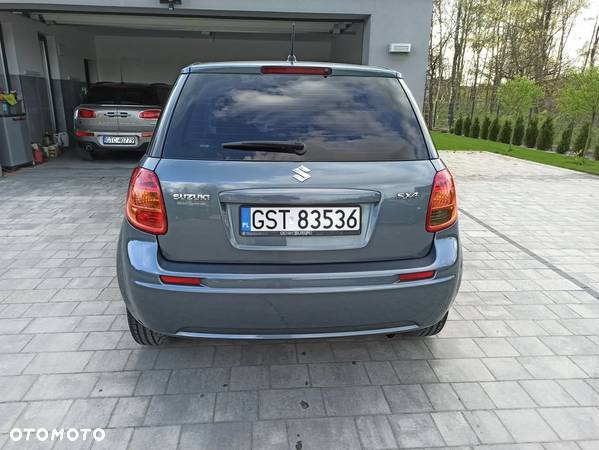 Suzuki SX4 1.6 GLX / Comfort - 10