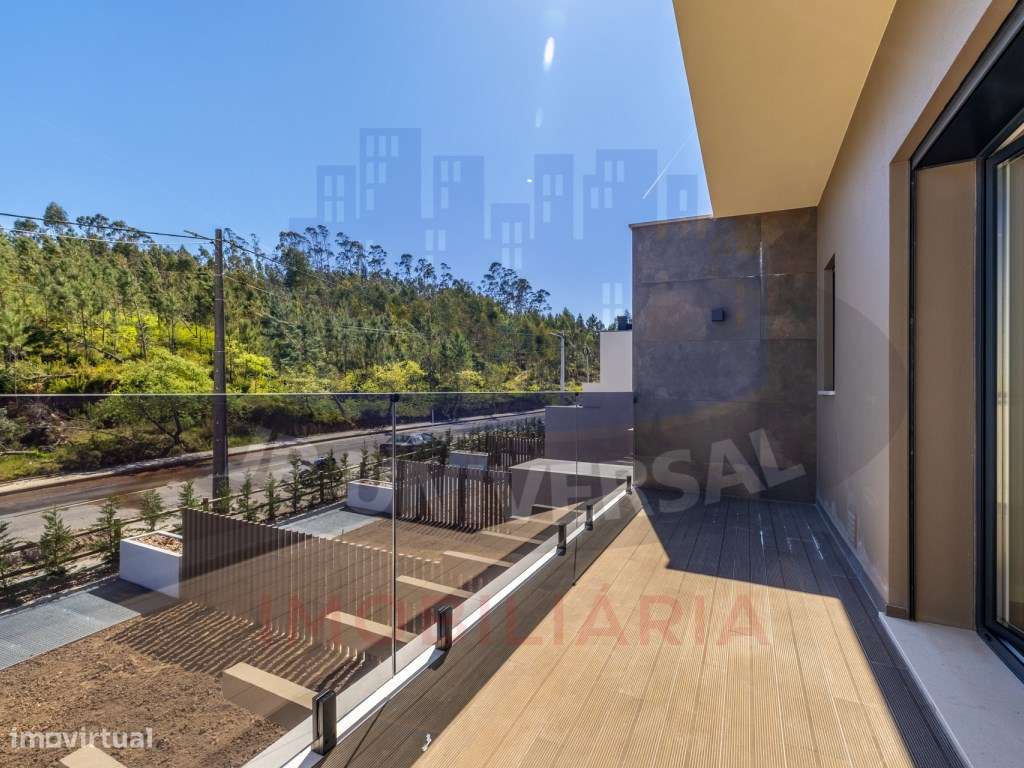 Vende-se Moradia T3 Exclusiva , Garagem, Jardim e Acabamentos de Luxo-36