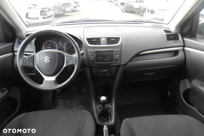 Suzuki Swift 1.3 DDiS Comfort - 7