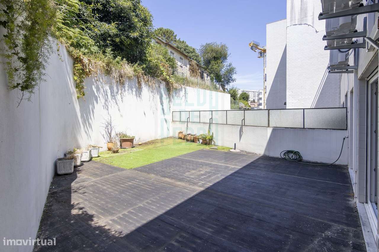 T4 com 182 m² e Terraço de 80 m² | Bonfim | Porto-23