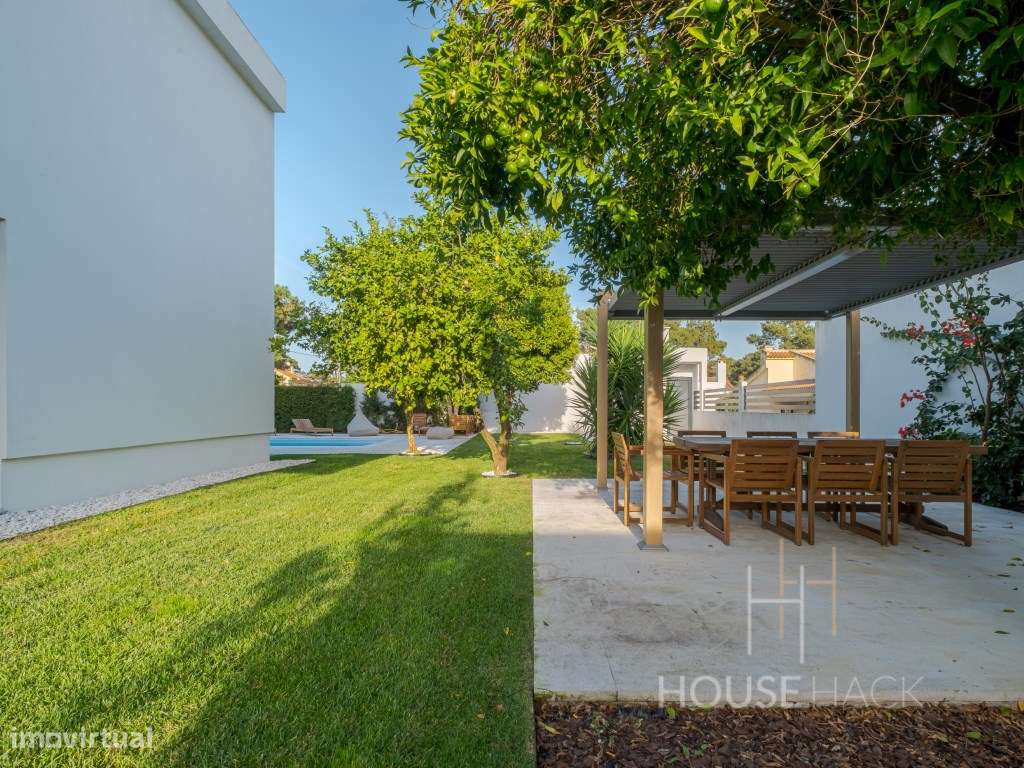 Moradia isolada T6 com Piscina | Aroeira Central | 4 Suites-41