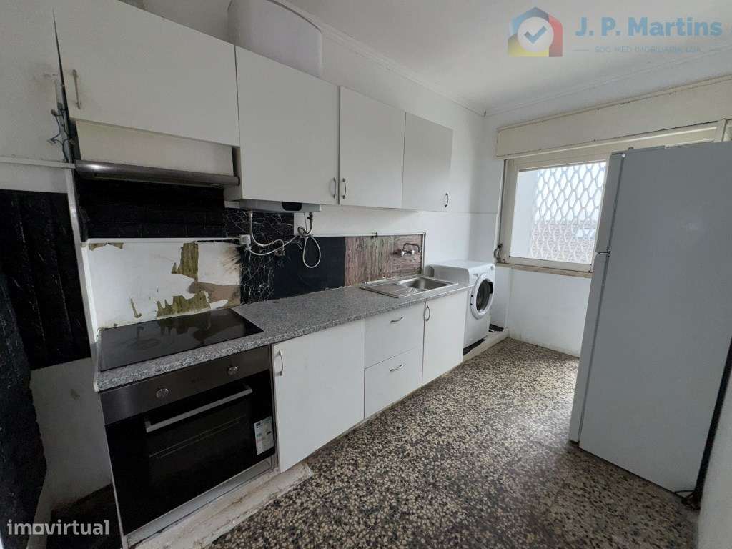 Apartamento T3, Amora-2
