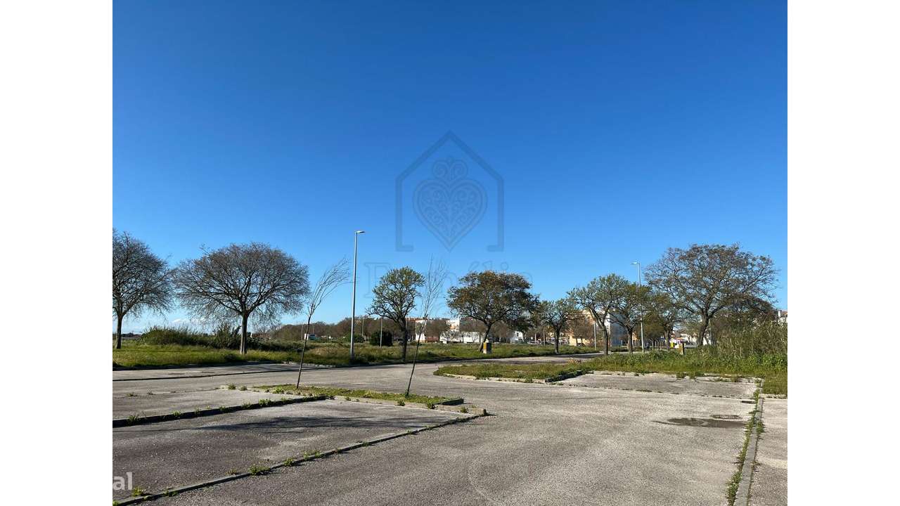 Terreno a 20 Minutos de  Lisboa-5