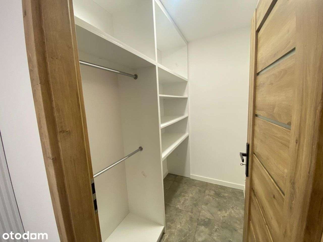 Mieszkanie Dwupokojowe po generalnym remoncie-7