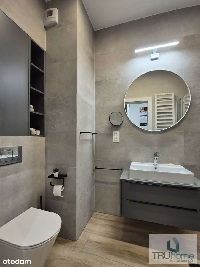 Pierwsza dzielnica - nowoczesne studio z garażem - Pełny obrazek: 4/10