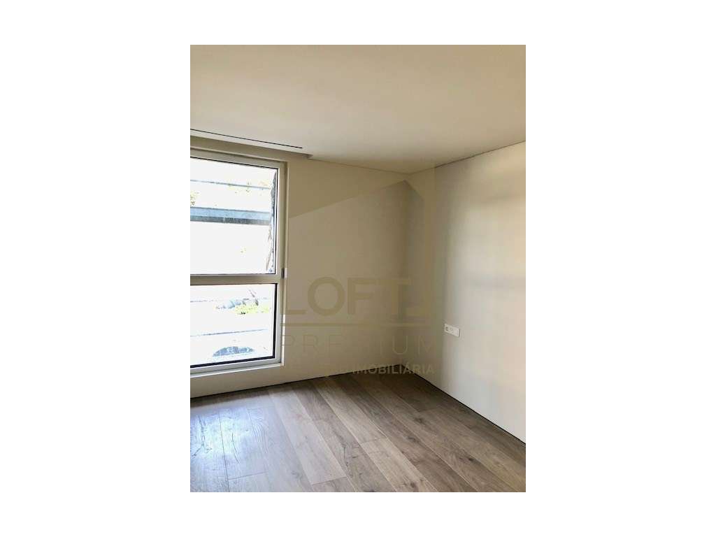 Apartamento T3 de Luxo c/ Vista Castelo e Parque da Cidade em Guima...-11