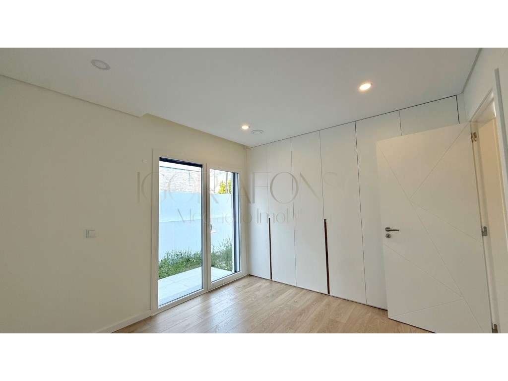 Moradia Térrea T3 Pronta com Garagem-22