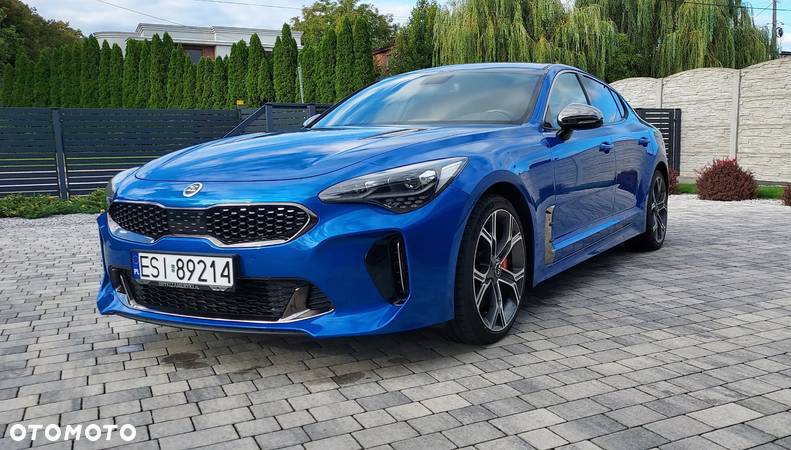 Kia Stinger - 2