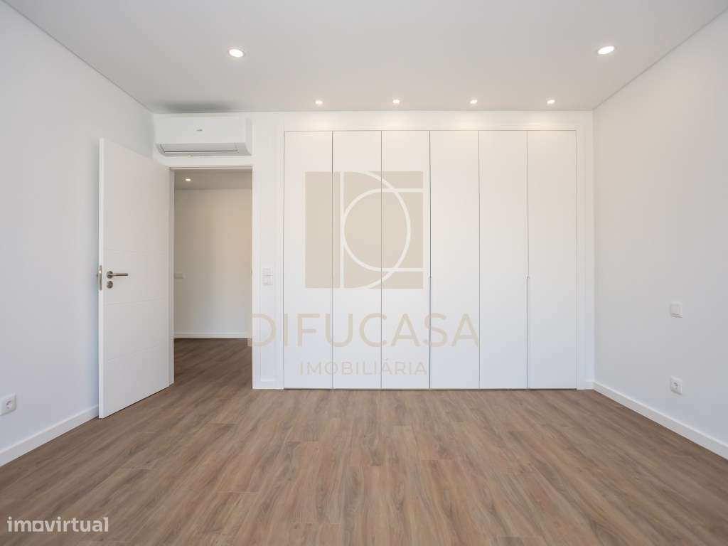 R291 Moradia T3 Duplex com áreas fabulosas-19