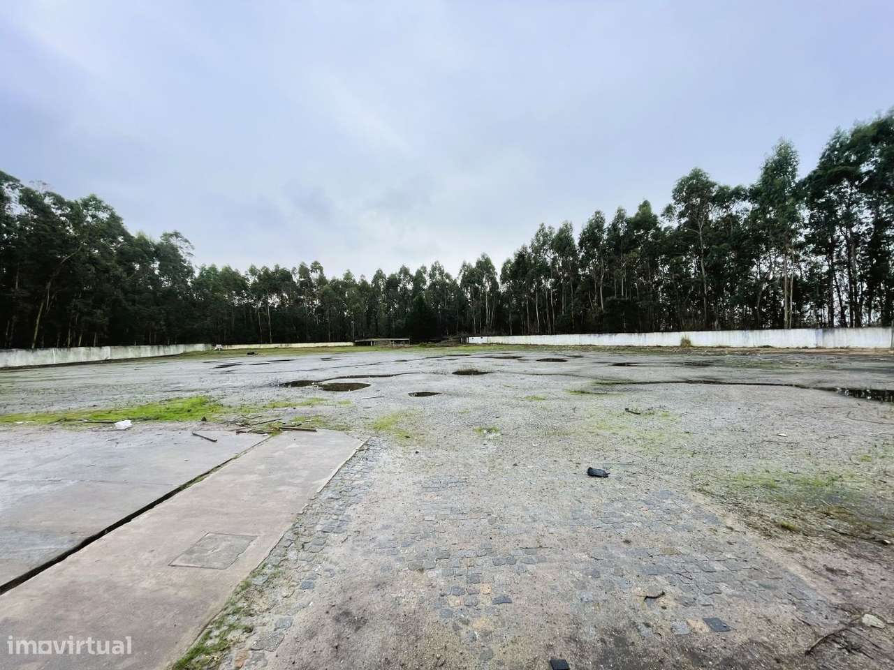 Terreno para Construção (com Armazém) - Grande imagem: 5/12