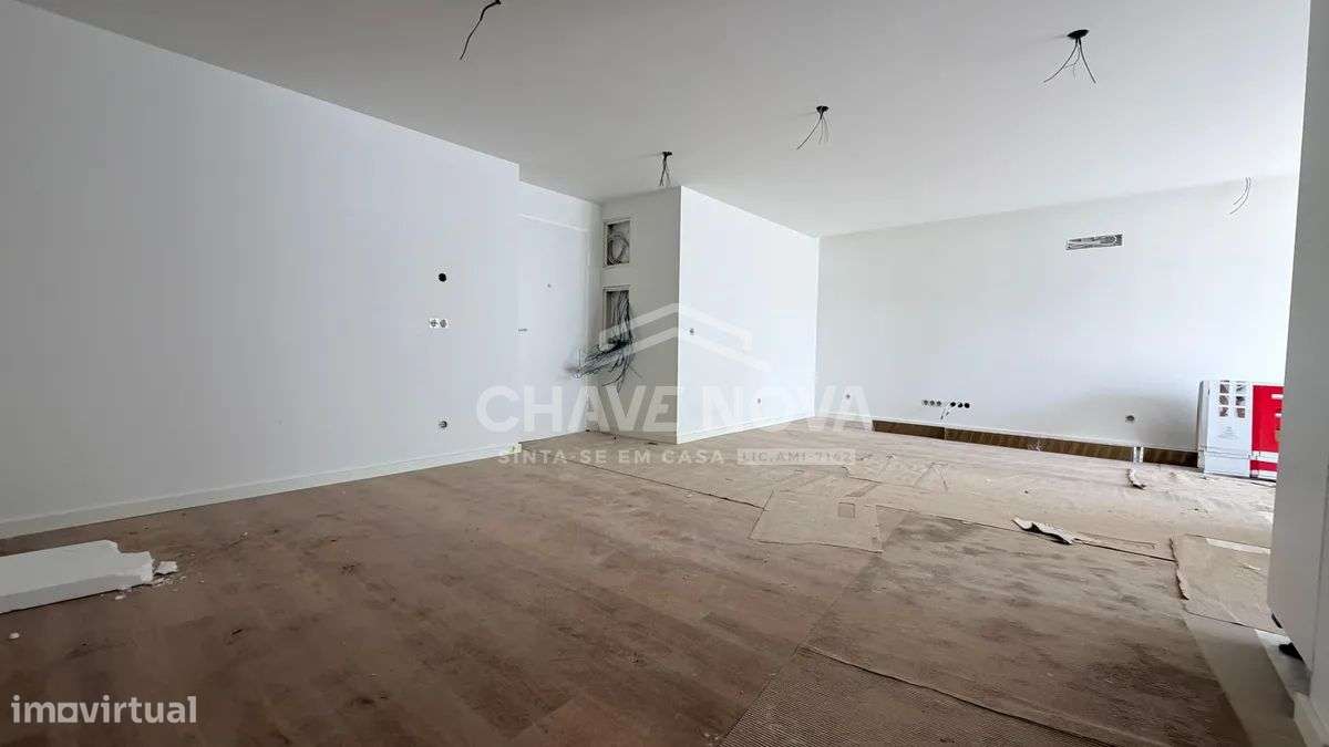 T3 Novo c/ 2 Lugares de Garagem na Maia-18