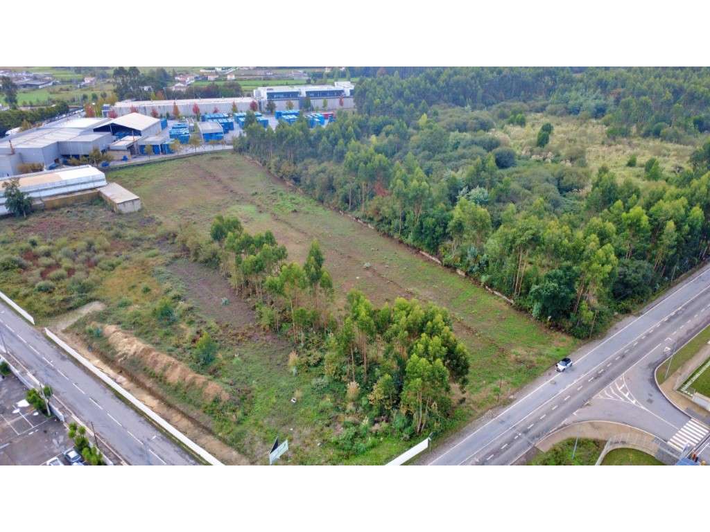 Terreno industrial em Folgosa, Maia - Grande imagem: 5/6