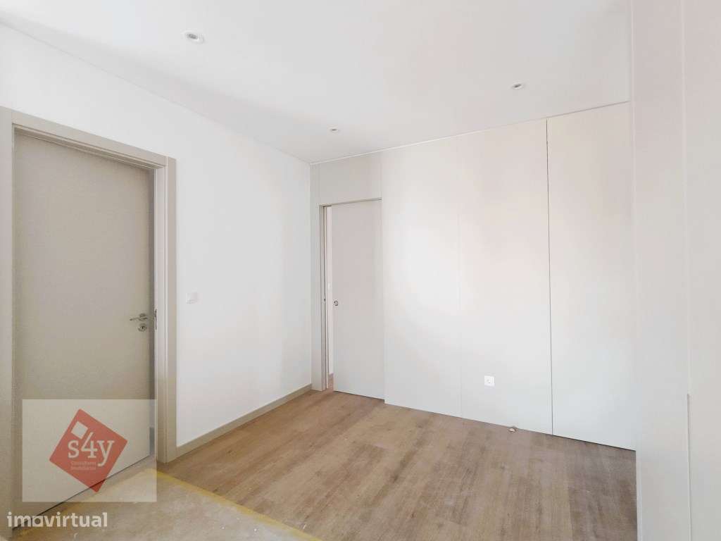 T1 com Terraço - Novo Montijo!-5