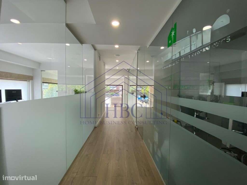 Espaço Comercial de Excelência | Ideal para Investimento ou Utiliza...-18
