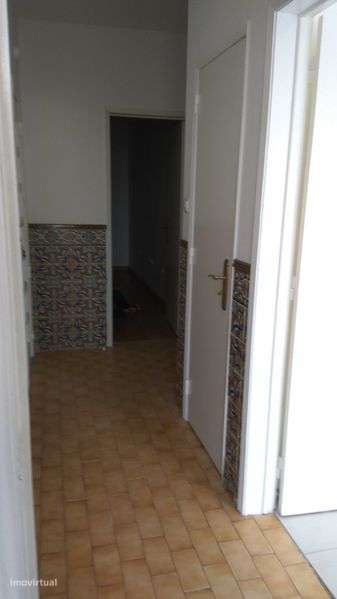 Apartamento T2 para arrendamento - Grande imagem: 5/11