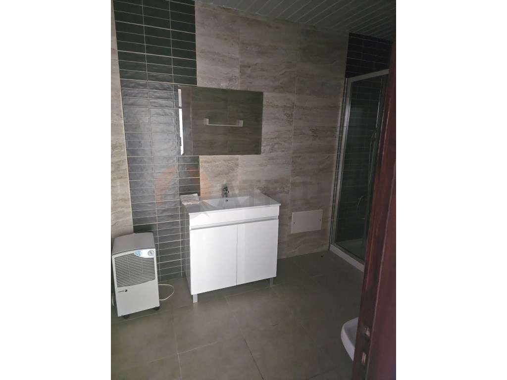 EXCLUSIVO | T2 COM 82m², ELEVADOR E LAREIRA NO VALE DO COBRO - SETÚ...-20