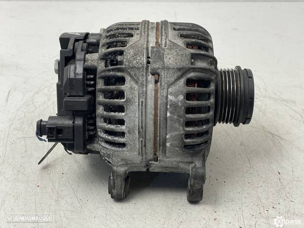 Alternador  Usado AUDI A4 (8E2, B6) 1.9 TDI REF. 012452067 / 06F 903 023 J MOTOR... - 3