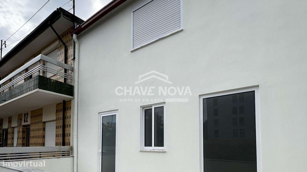Moradia T2 Duplex na Cirvunvalação - Grande imagem: 2/11