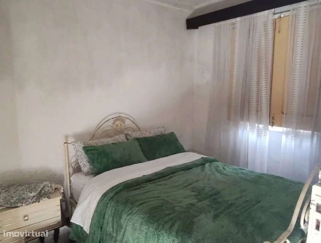 Casa Charmosa com 4 Quartos em Comenda, Portugal - Grande imagem: 2/19