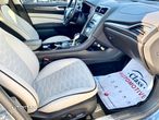 Ford Mondeo Vignale 2.0 Hybrid - 14