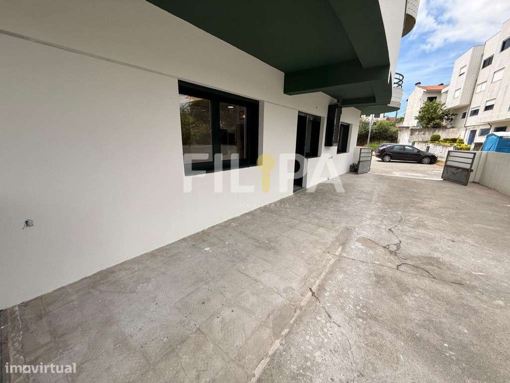 T1+1 Renovado com Terraço em Valongo-20