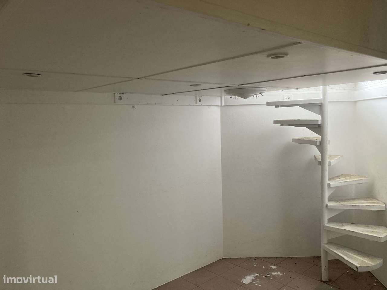 Loja de 11 m² no Shopping Center Brasília - Porto - Grande imagem: 4/12