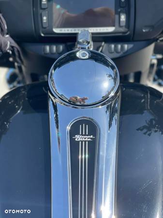 Harley-Davidson Touring Street Glide - 4