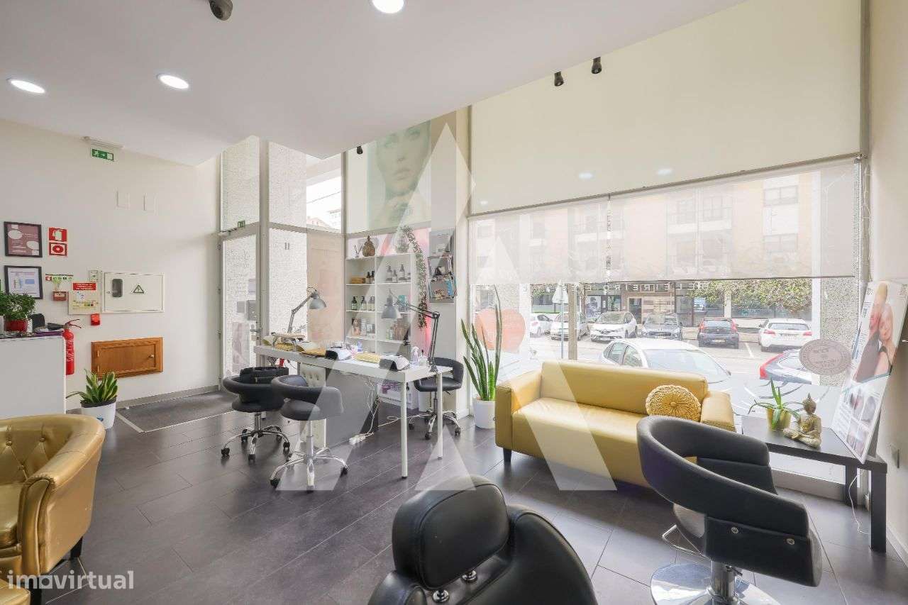 Cabeleireiro para trespasse próximo do Glicínias - Grande imagem: 2/19