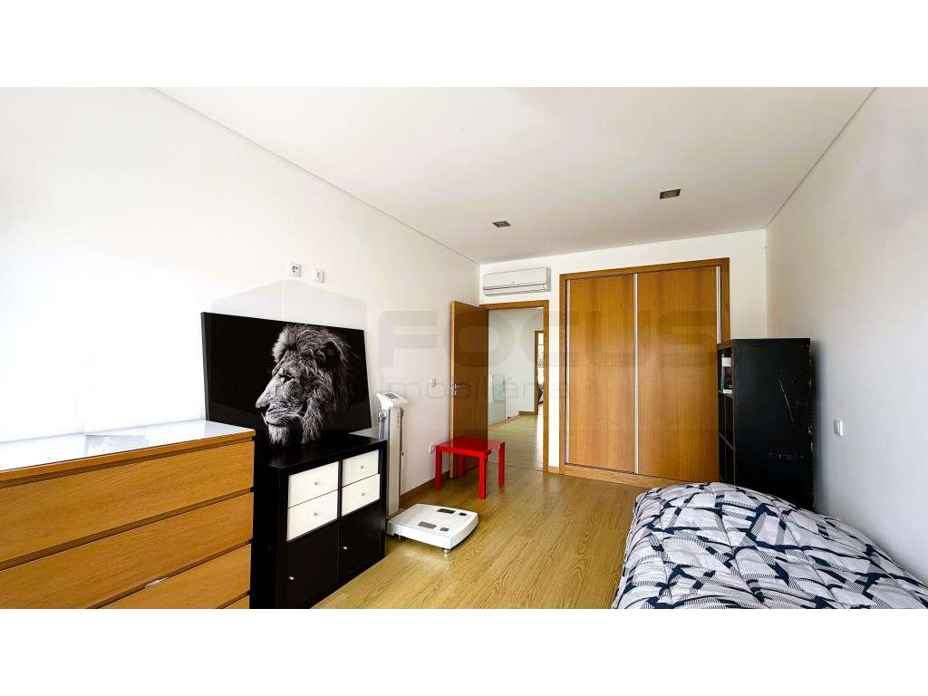 Moderna Moradia T4 - Aveiro-19