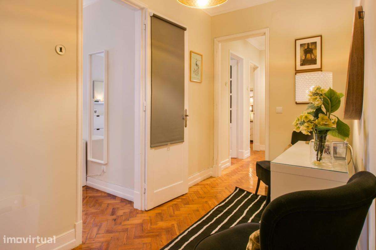 Quarto - localizado em Roma-Areeiro Lisbon - Grande imagem: 4/10