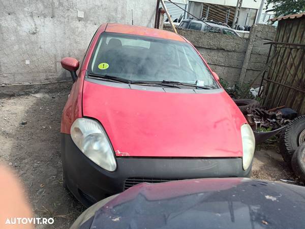 Dezmembrari  Fiat GRANDE PUNTO (199)  2005  > 0000 1.4 Benzina - 3