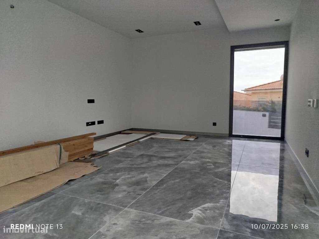 Moradia para venda em Alvide - Cascais-16