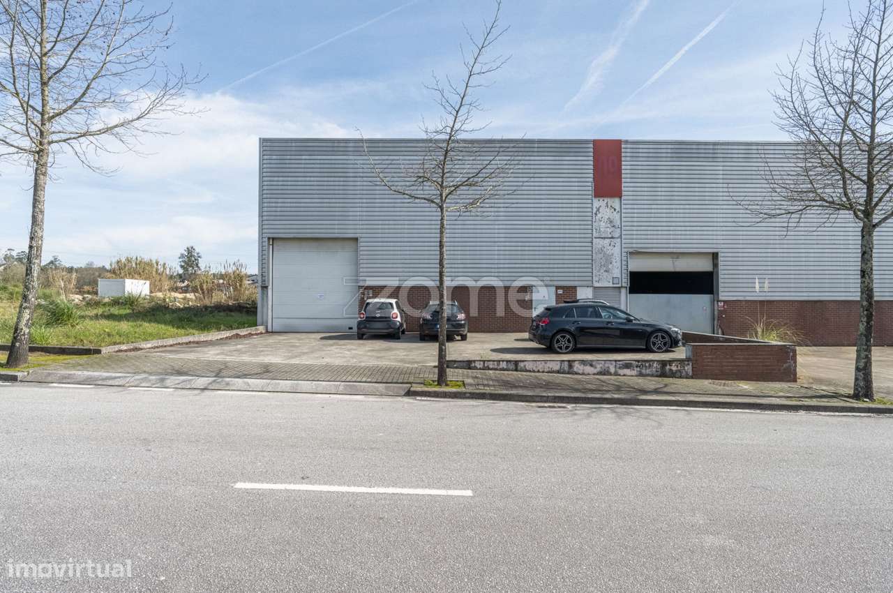 Armazém com 990 m2, Castêlo da Maia - Grande imagem: 3/60