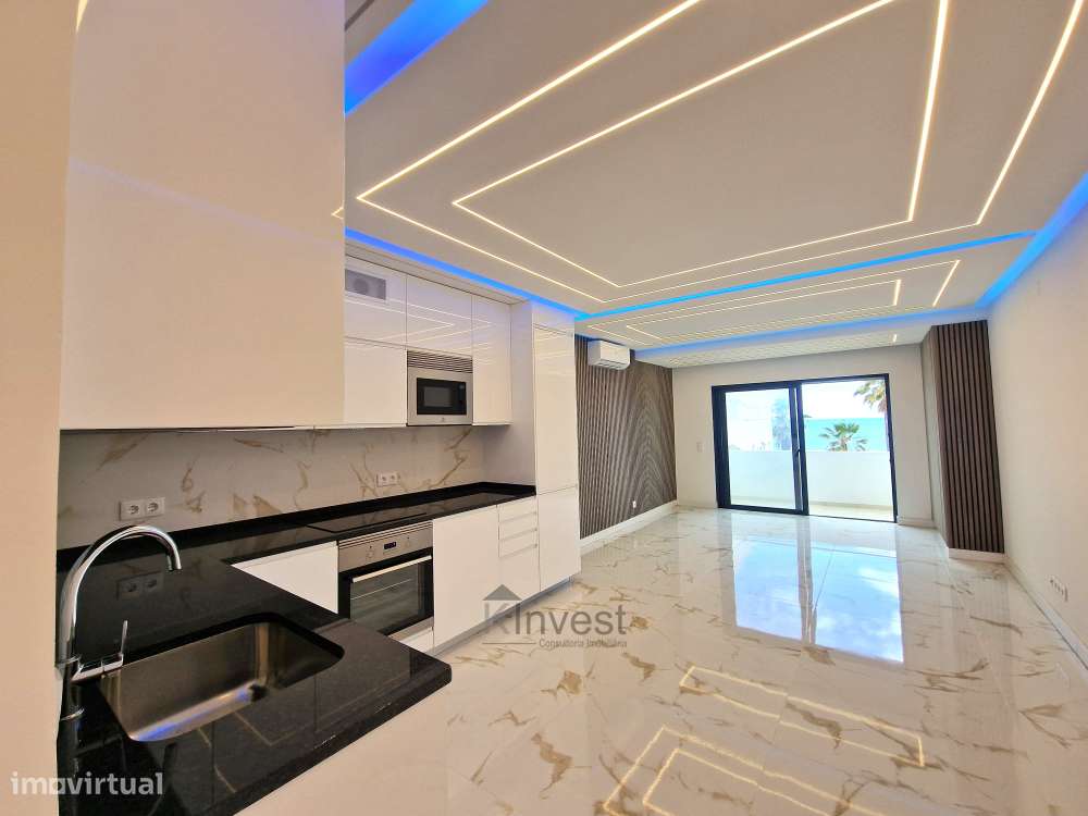 Apartamento T2 com Garagem e Vista Mar - Quarteira - Grande imagem: 5/14