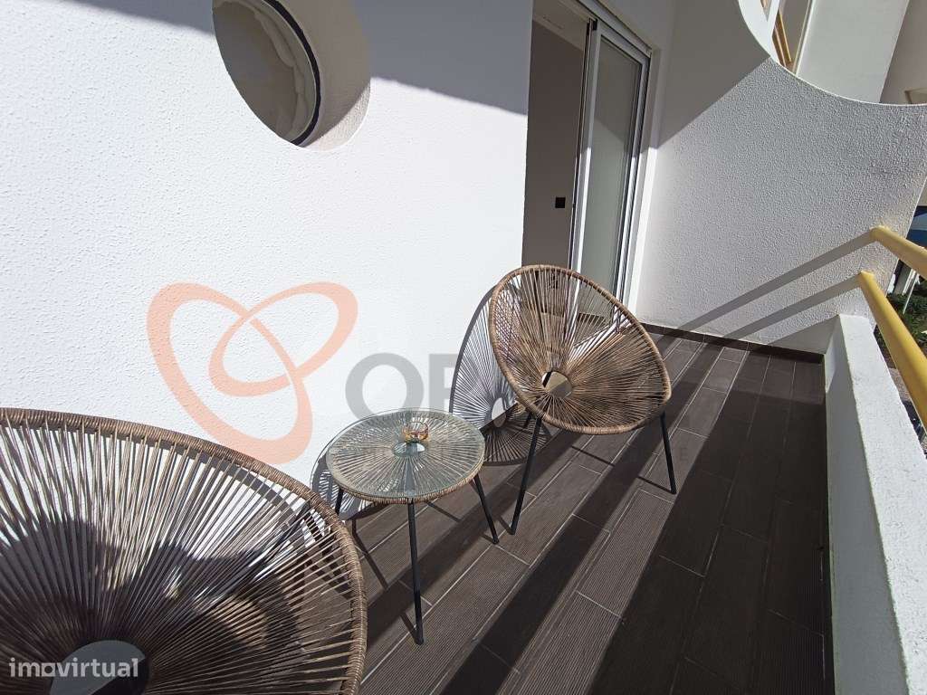 Excelente Apartamento T1 totalmente renovado com Alojamento Local p... - Grande imagem: 3/14