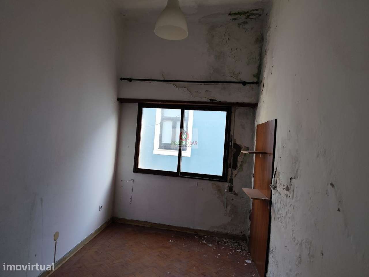 Moradia para restauro no centro na Zona Histórica de Vera Cruz-8