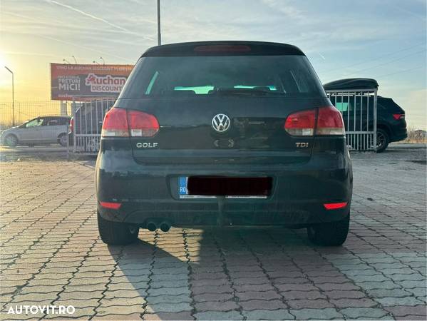 Volkswagen Golf 2.0 TDI DPF Comfortline - 11