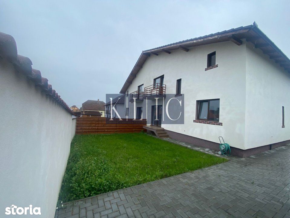 Casa duplex de vanzare 4 camere 117 mpu in Sibiu Sura Mica