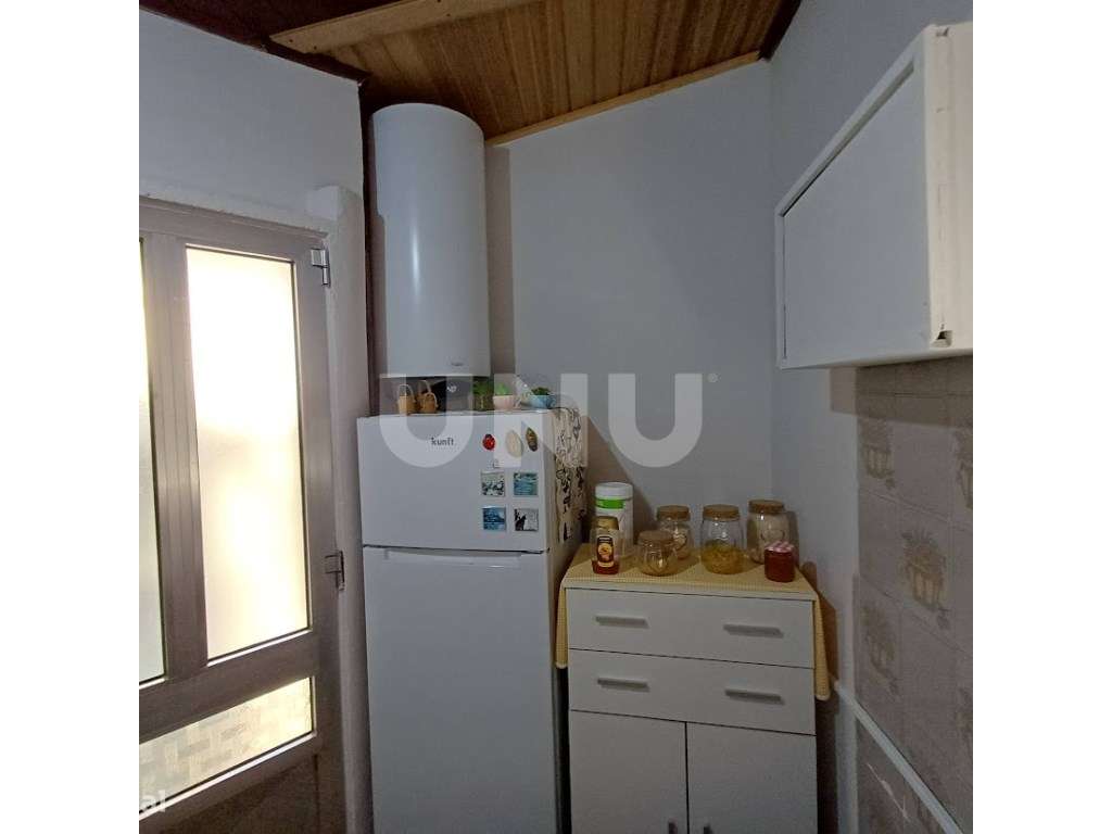 Moradia Independente com dois pisos - Grande imagem: 4/24