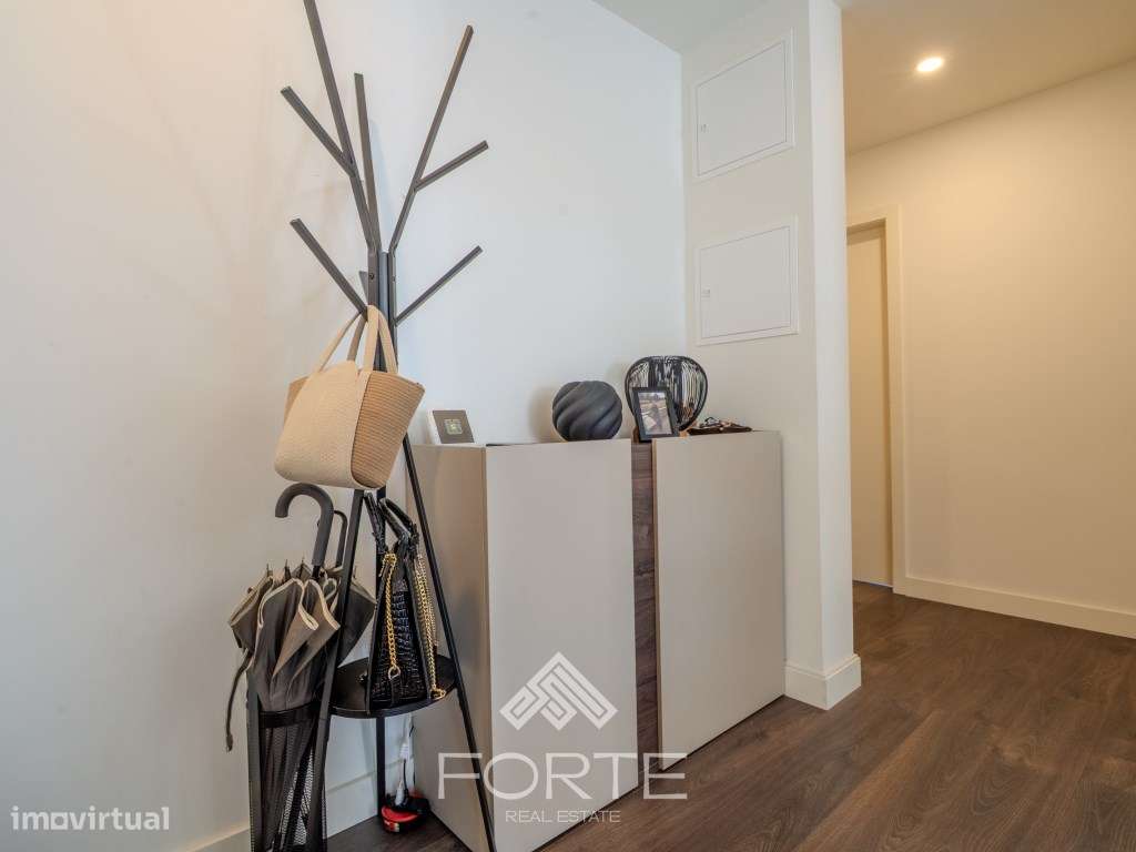 Apartamento T2 no Cavaco em Santa Maria da Feira-17