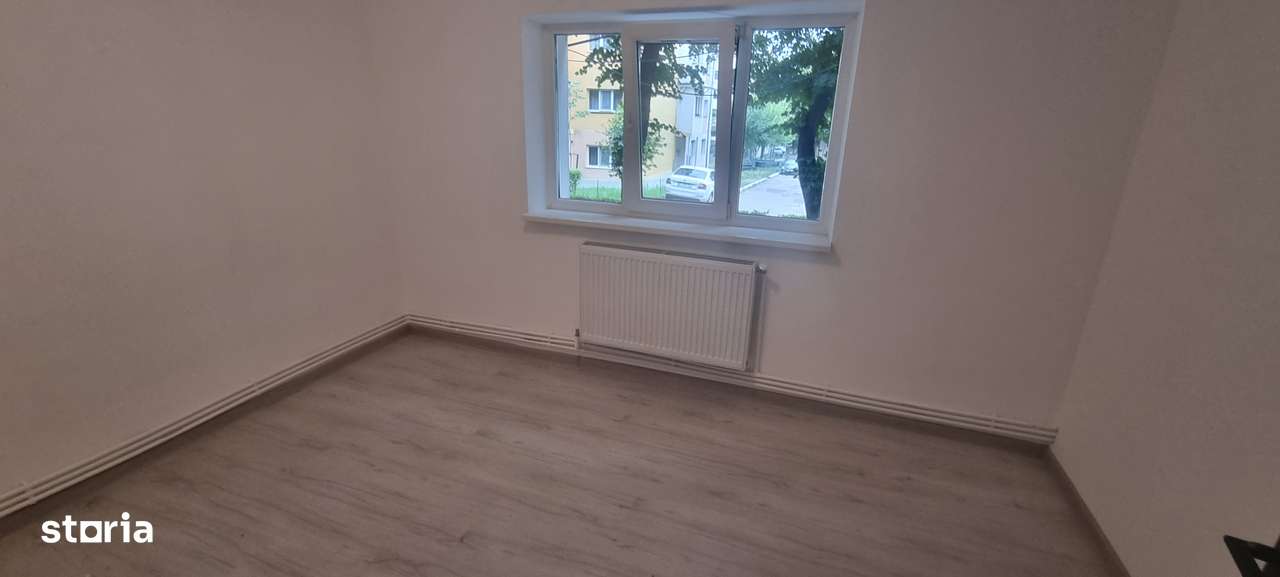 Apartament cu 2 camere zona Parcului Curcubeului - Imagine principală: 2/5