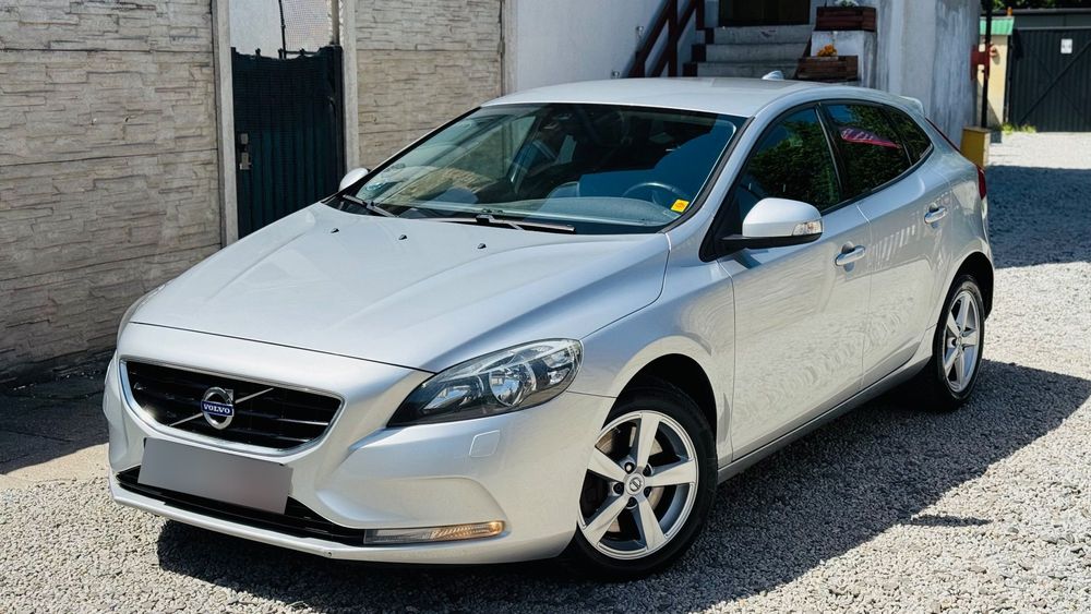 Volvo V40 II D4 Inscription 2015