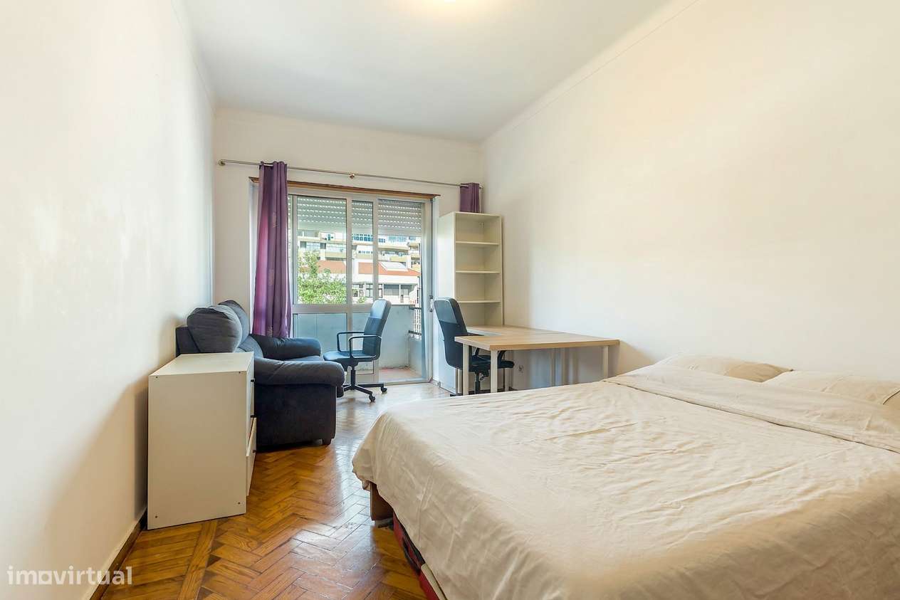 Apartamento T3, Almada-7