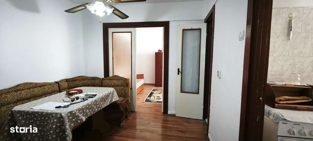 Ap. 3 cam, 60 mp, Dambu, bloc izolat, lift nou - Imagine principală: 3/10