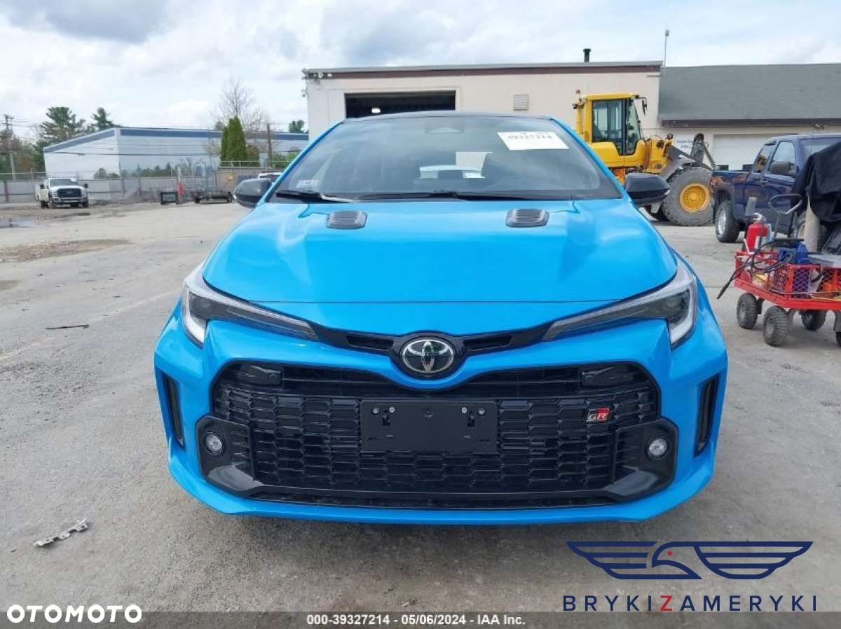 Toyota Corolla - 5