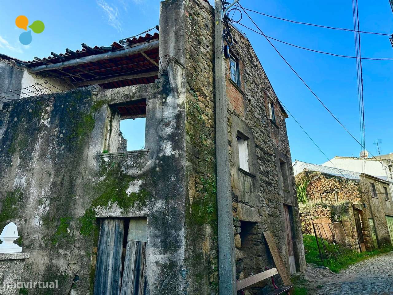 Ruína com projeto para moradia familiar – Paul, Covilhã - Grande imagem: 4/5