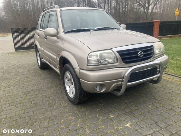 Suzuki Grand Vitara 2.5 V6 - 2