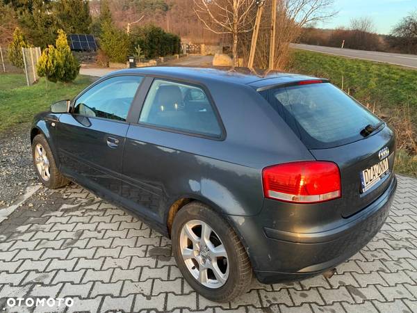 Audi A3 1.6 Limited Edition - 7